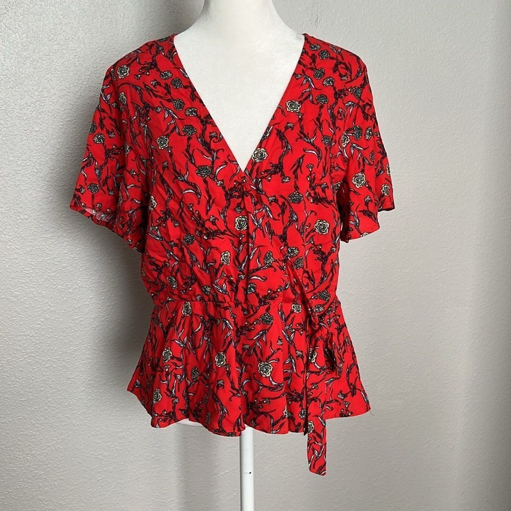 NSR Faux Wrap Peplum Blouse Red Print Size Medium